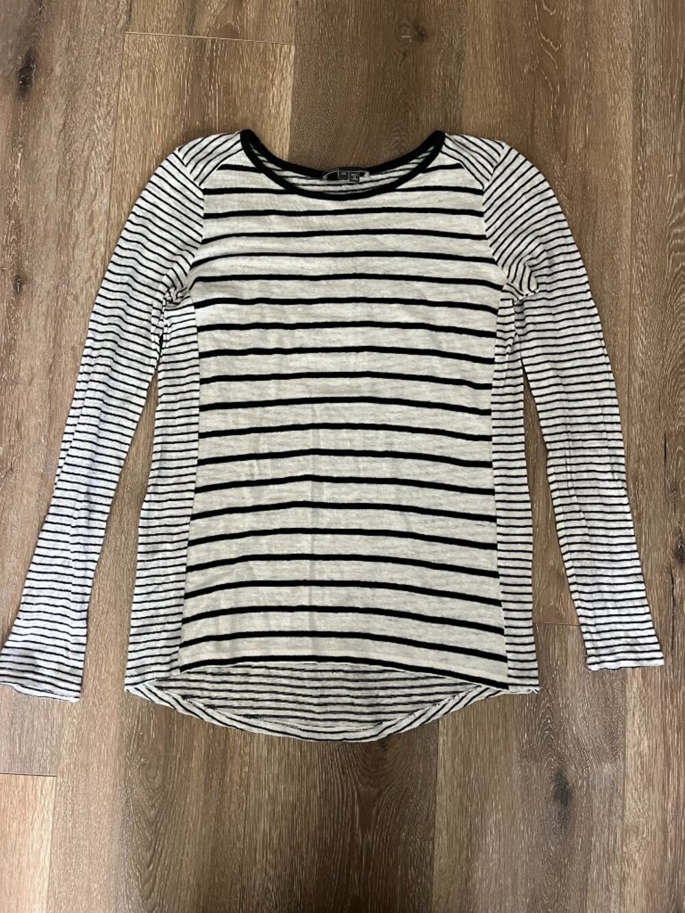 VINCE Striped Long-Sleeve Top Tunic Sweater - XS - Black White Cotton Wool Blend